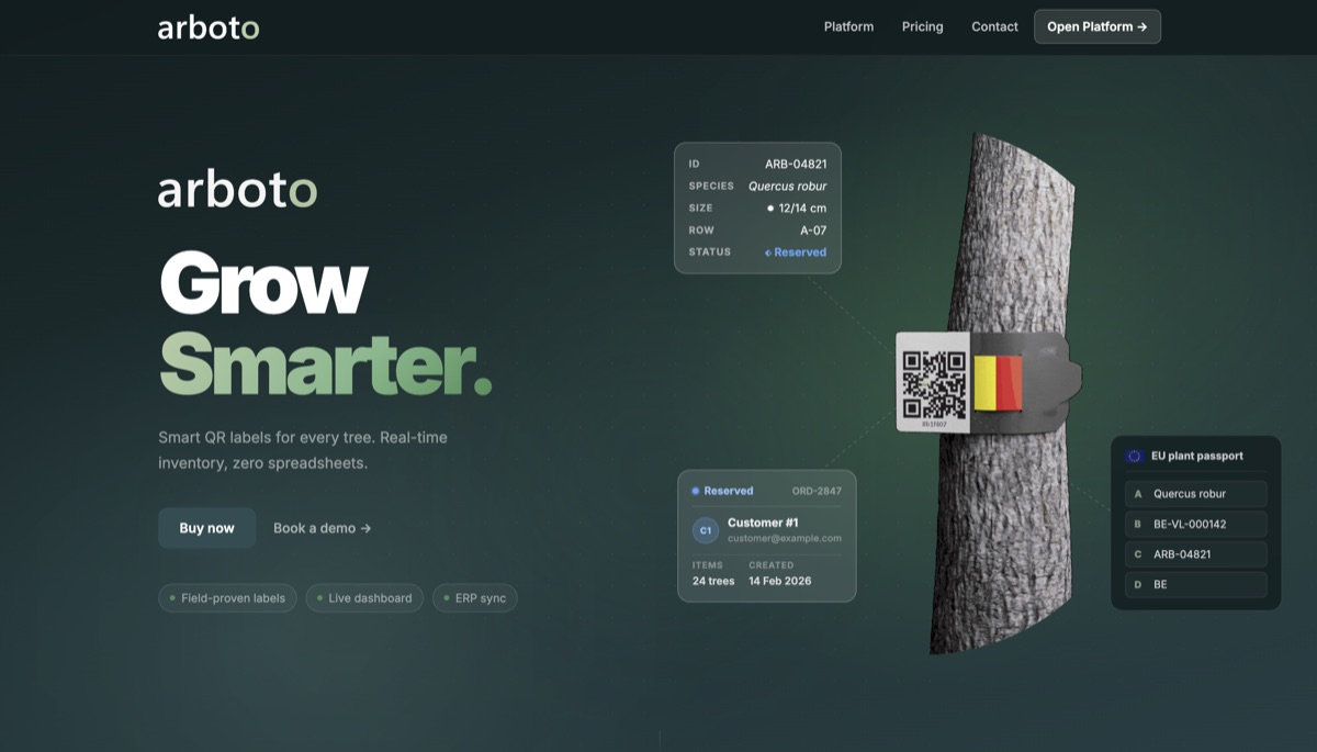 Arboto smart label on a tree with the digital tree record displayed next to it