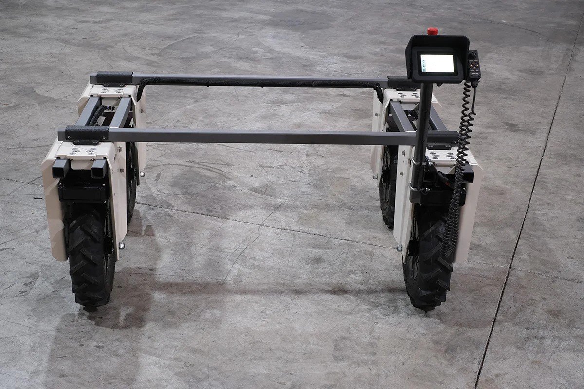 The Eriksbo spraying robot operating between plant rows